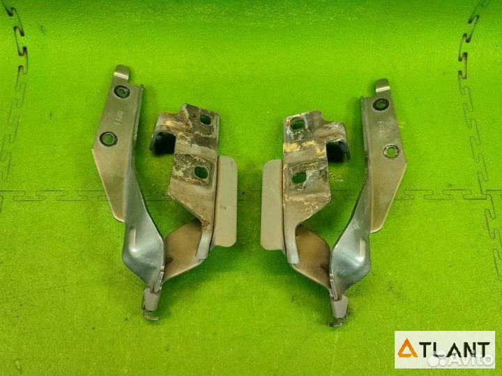 Петля капота nissan fuga