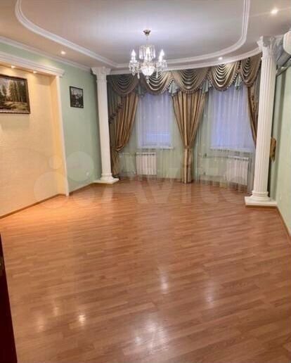 3-к. квартира, 114 м², 5/13 эт.