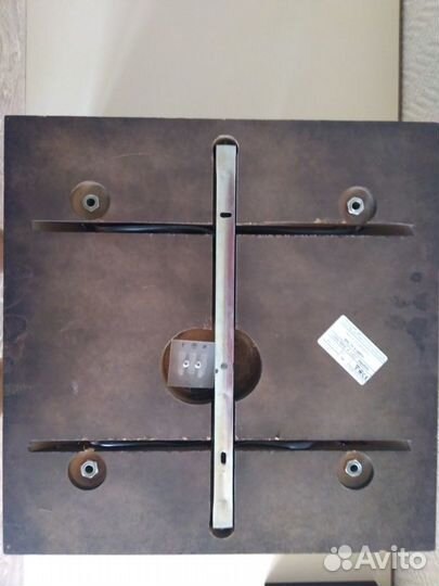 Потолочный светильник