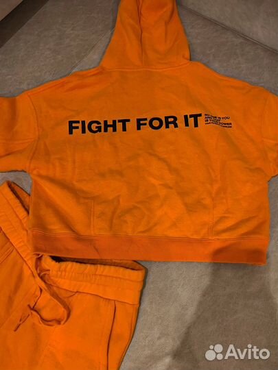 Спортивный костюм «fight FOR IT»