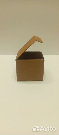 Картонные коробки 7х7х6 см