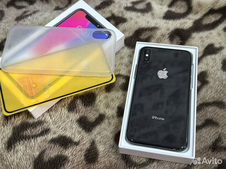 iPhone X, 256 ГБ