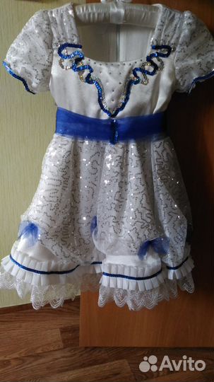 Продам новогодний костюм для девочки 