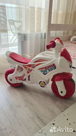 Машинка толокар