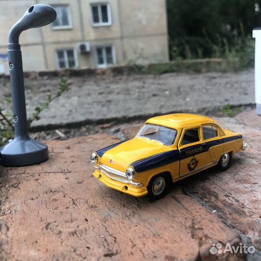 Машинки детские б/у