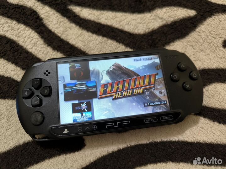 Sony PSP E-1004 16Gb Прошитая
