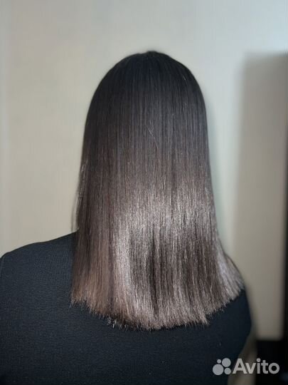 Кератиновое выпрямление волос