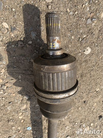 Привод правый Hyundai Elantra