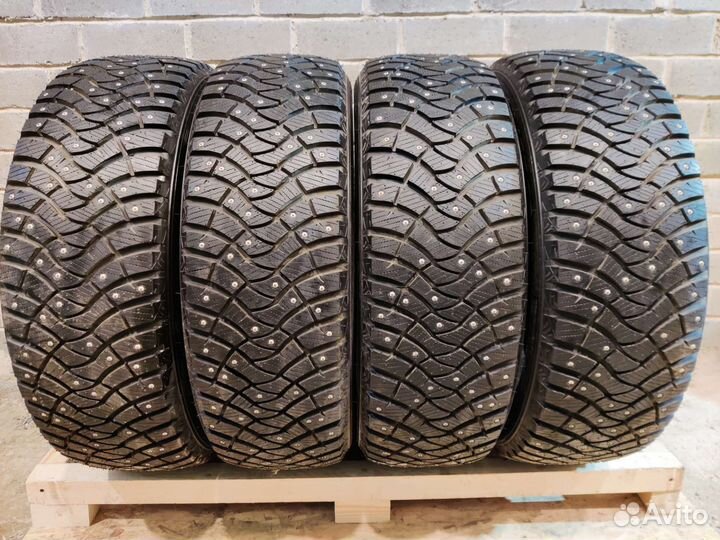 Dunlop Grandtrek Ice03 235/55 R20 102T