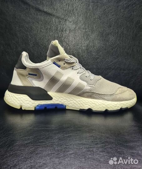Кроссовки adidas
