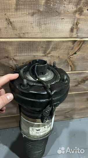 Пневмостойка передняя Posche Macan с гарантией