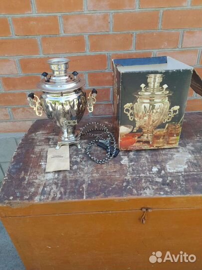 Самовар электрический новый.в упаковке