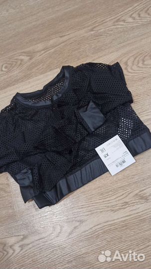 Рашгард женский спортивный