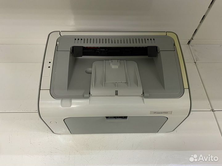 Принтер лазерный HP P1102
