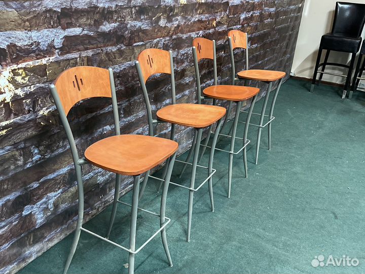 Барный стул