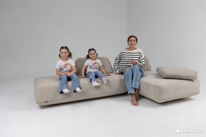 Диван со спальным местом 4400х1800 мм