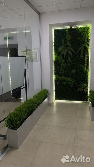 Искусственная осока в кашпо (трава в ящиках)