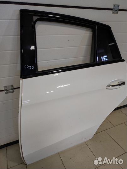 Дверь задняя левая Mercedes GLE c292