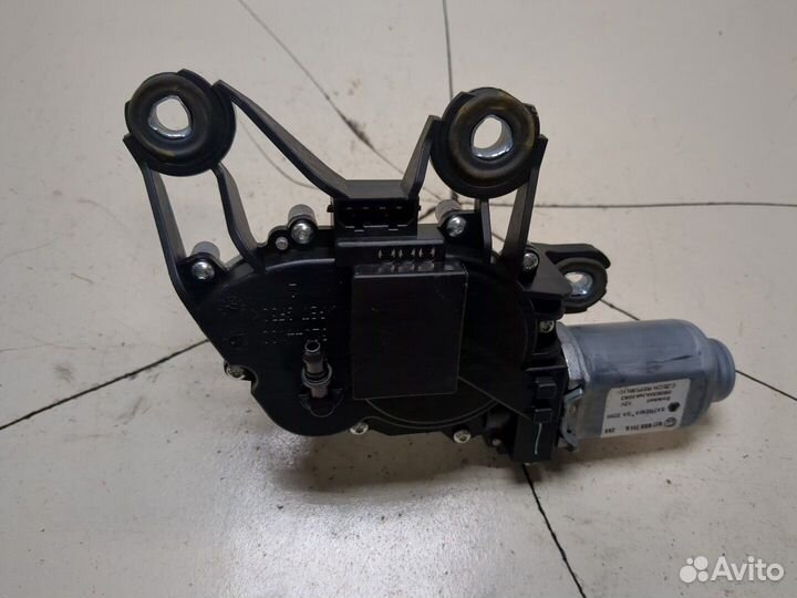 Двигатель стеклоочистителя задний Skoda Roomster
