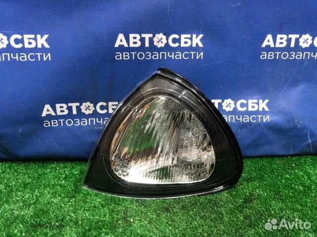 Габарит передний левый Toyota Avensis AT220 2CT