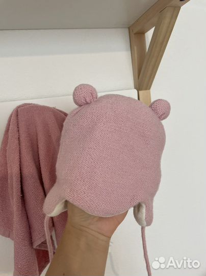 Шапка на девочку на флисе reima