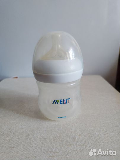 Молокоотсос medela ручной, бутылочки Avent