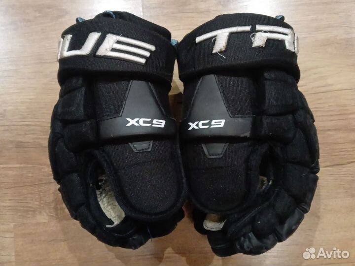 Краги хоккейные