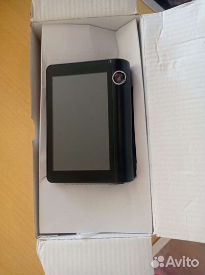 Видео регистратор новый 3 камеры