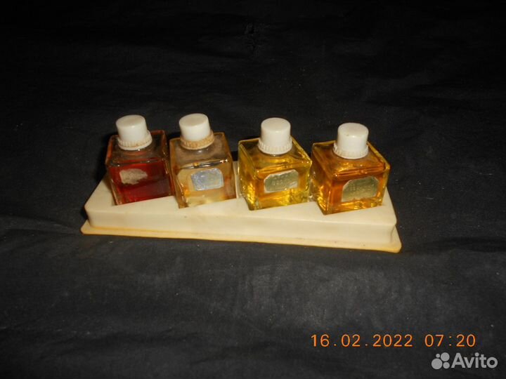 Духи СССР,2 флакона и 1 набор