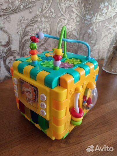 Развивающий кубик