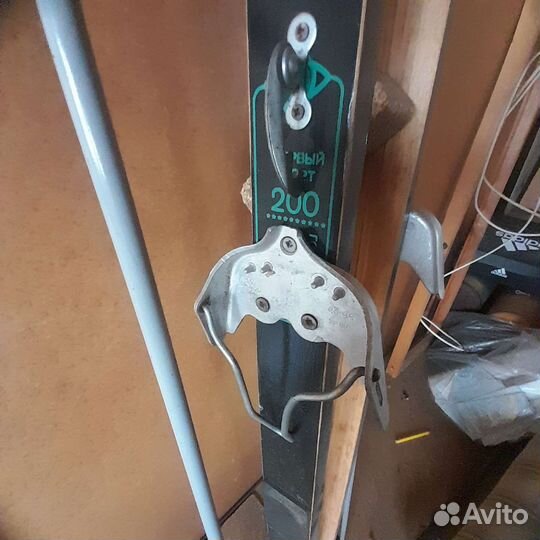 Беговые лыжи