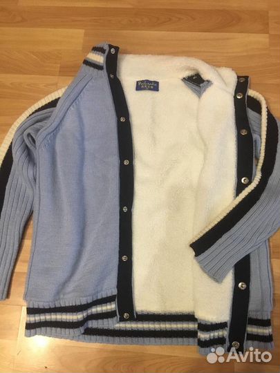 Продам кофту теплую