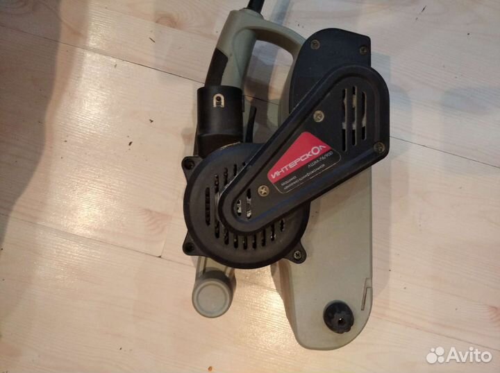 Шлифовальная машина