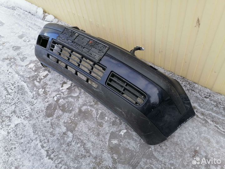Бампер передний VW Golf 4