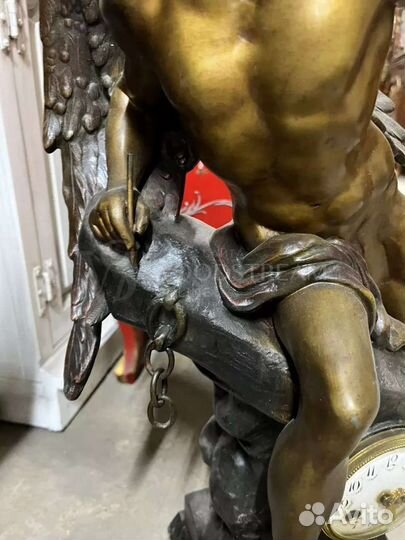 Напольные часы. Антиквариат