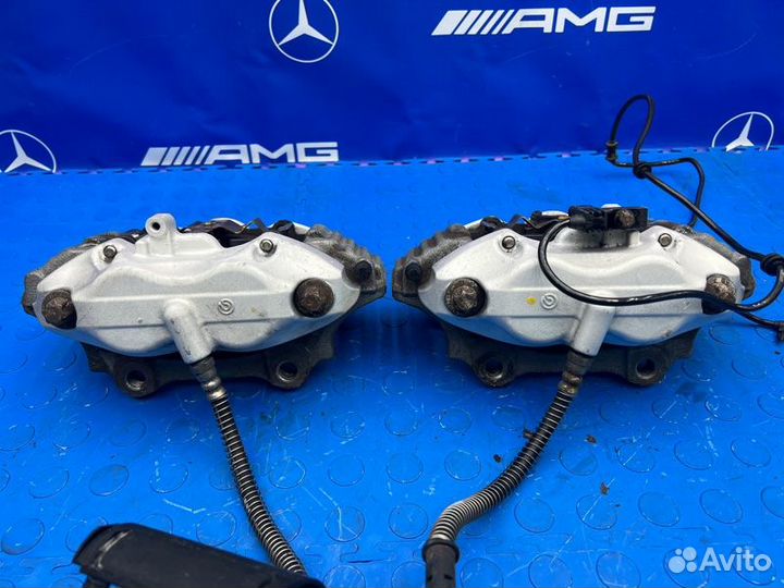 Суппорта комплект Mercedes S500 W221 273.961 2009