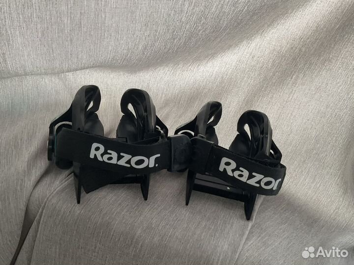 Ролики на обувь Razor Роликовые коньки