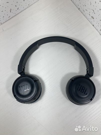 Беспроводные наушники JBL T450BT