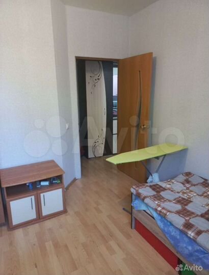 Комната 30 м² в 1-к., 1/4 эт.