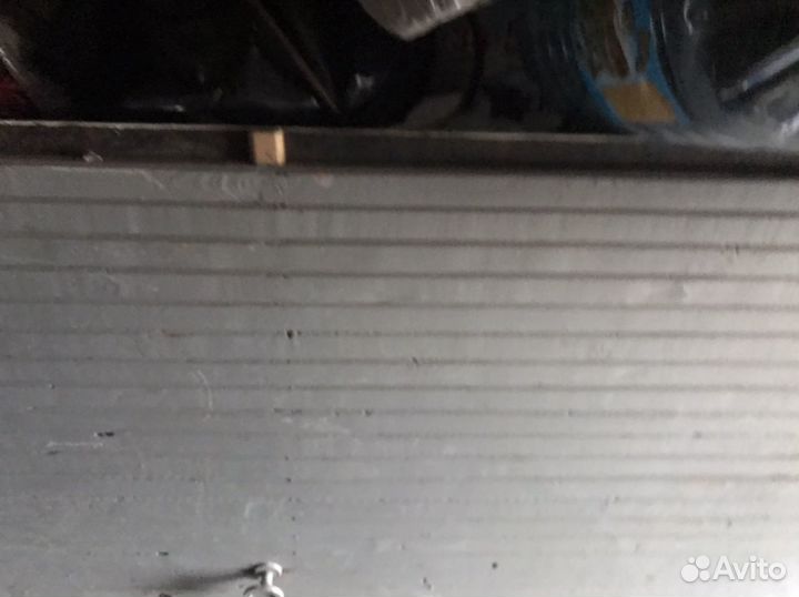 Железная дверь