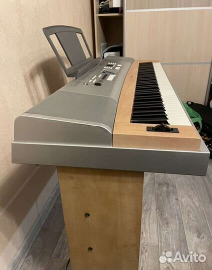 Цифровое пианино Yamaha Portable grand dgx 630