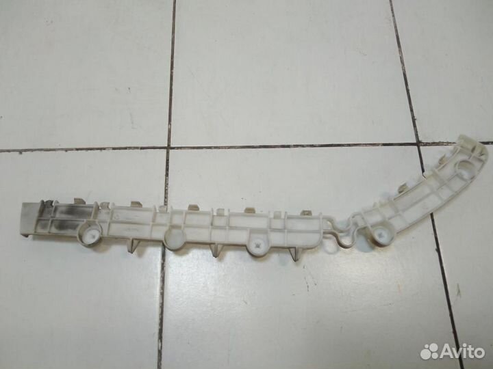 Кронштейн заднего бампера левый Mitsubishi Outland