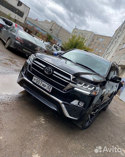 Toyota Land Cruiser 200 рестайлинговый комплект D3