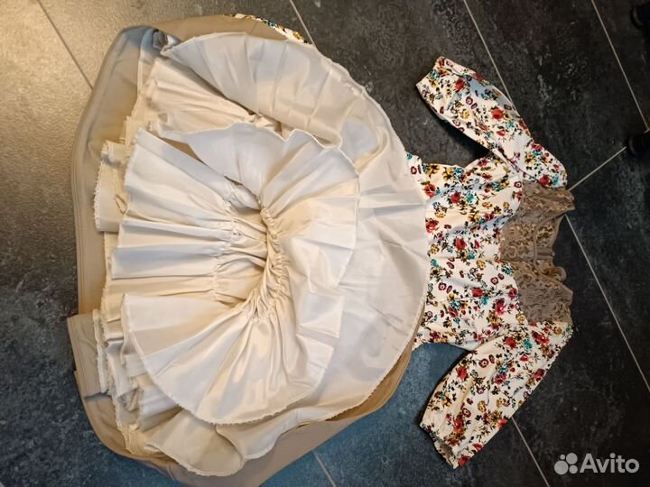 Нарядное платье