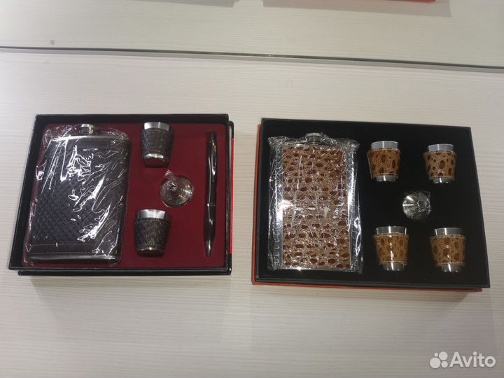 Подарочный набор для мужчин фляжка со стопками