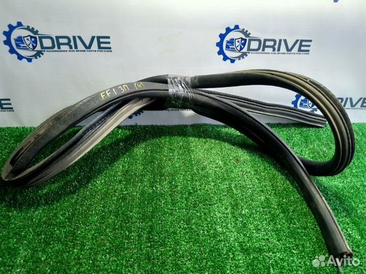 Уплотнитель проема двери задний правый Ford Focus