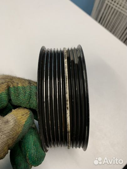 Насос водяной помпа Opel Astra J 24405896