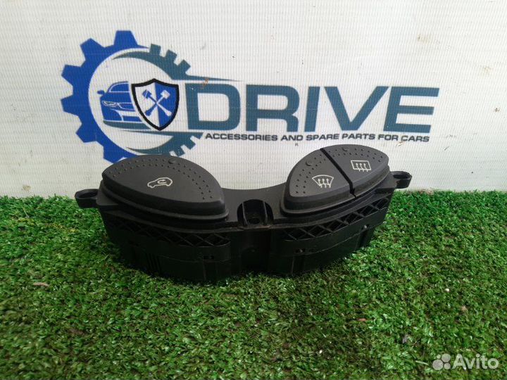 Блок кнопок Ford Focus 1