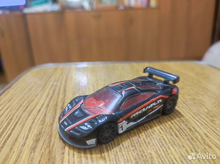 Гоночные машинки хотвилс