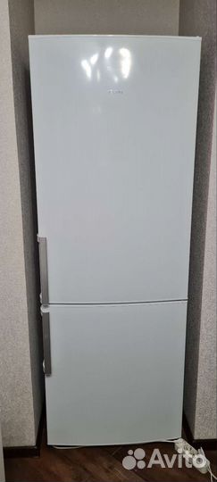 Холодильник Атлант двухкамерный 70х195 см